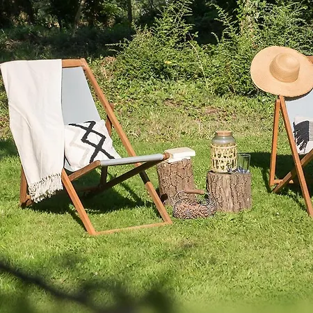 La Cour Souveraine -chambre D'hotes, La Sablonneuse Отель типа 