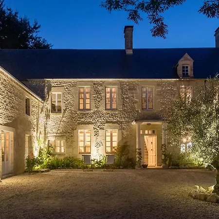 La Cour Souveraine -chambre D'hotes, La Sablonneuse Отель типа 