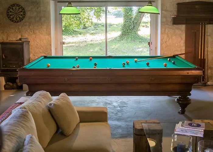 La Cour Souveraine -chambre D'hotes, La Sablonneuse ベッド・アンド・ブレックファスト 3*