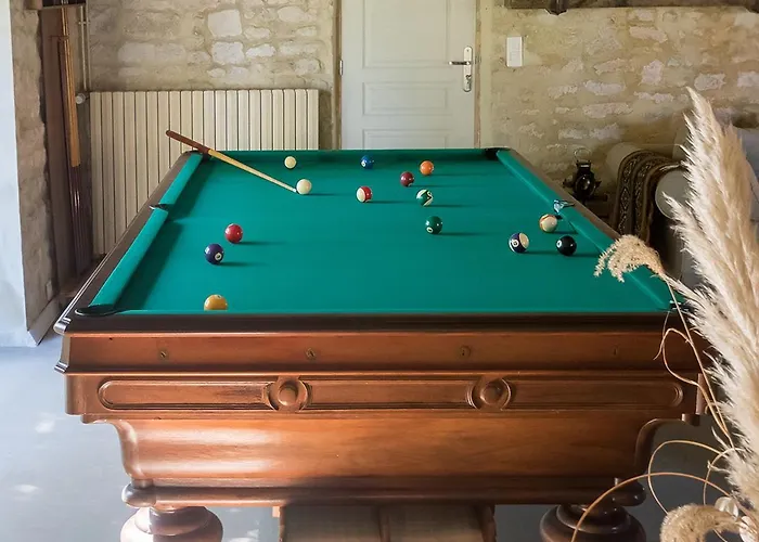 La Cour Souveraine -chambre D'hotes, La Sablonneuse Mosles