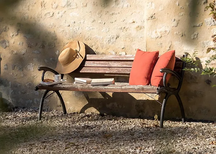 La Cour Souveraine -chambre D'hotes, La Sablonneuse ベッド・アンド・ブレックファスト 3*